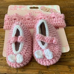 🎉HP🎉 Crown and Booties Set!